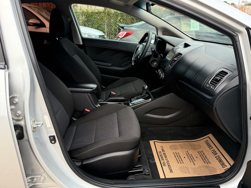 2018 Kia Forte Image 6