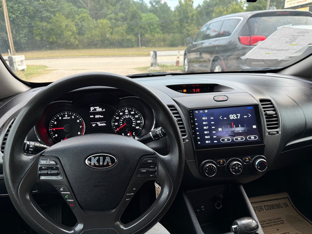 2018 Kia Forte Image 9