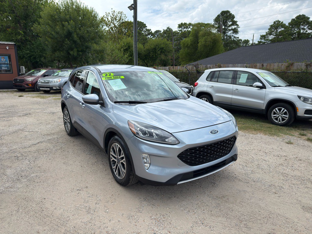 2022 Ford Escape Image 2