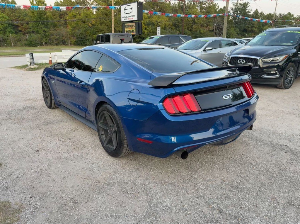 2017 Ford Mustang Image 4
