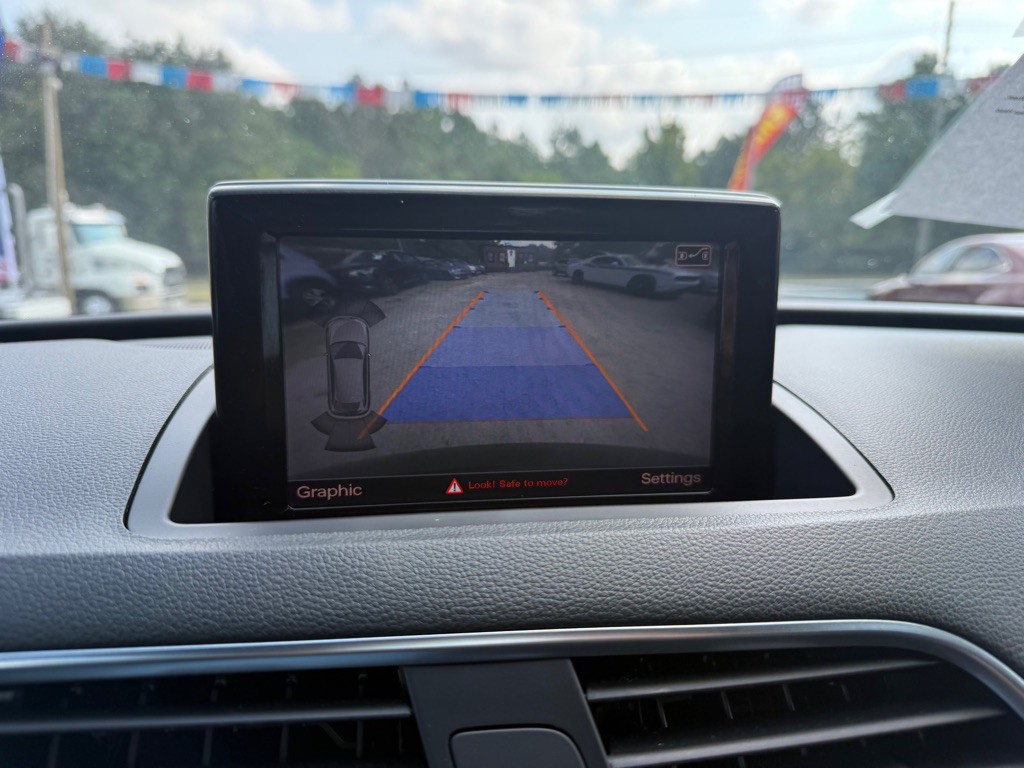 2016 Audi Q3 Image 11