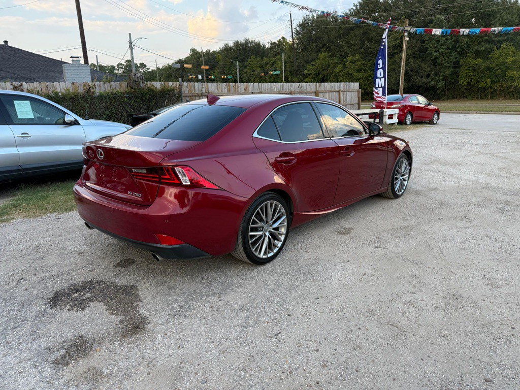 2015 Lexus IS Image 5