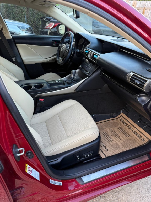 2015 Lexus IS Image 8