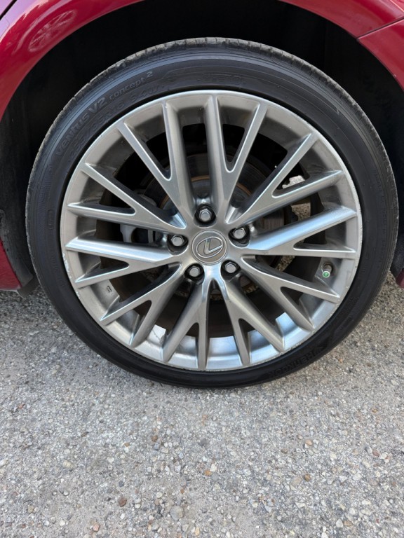 2015 Lexus IS Image 11