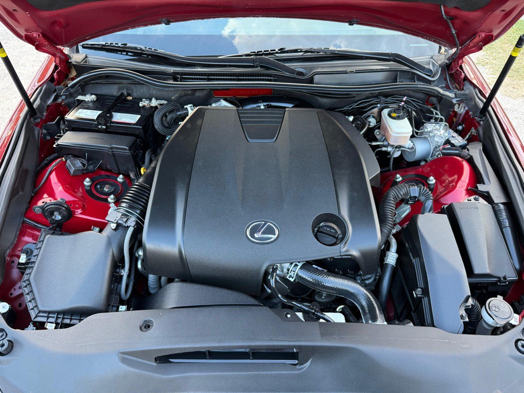 2015 Lexus IS Image 14