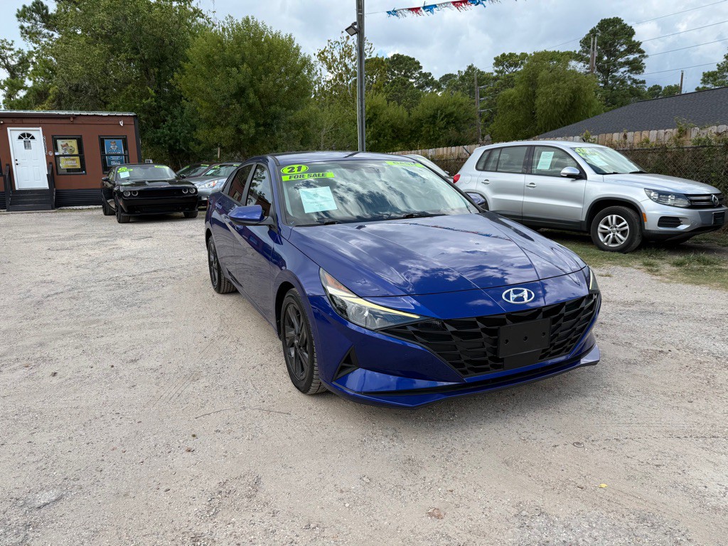2021 Hyundai Elantra Image 2