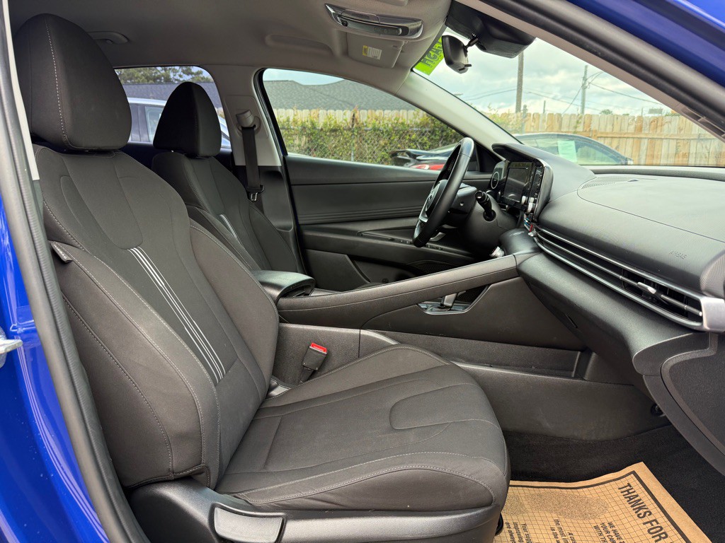 2021 Hyundai Elantra Image 6