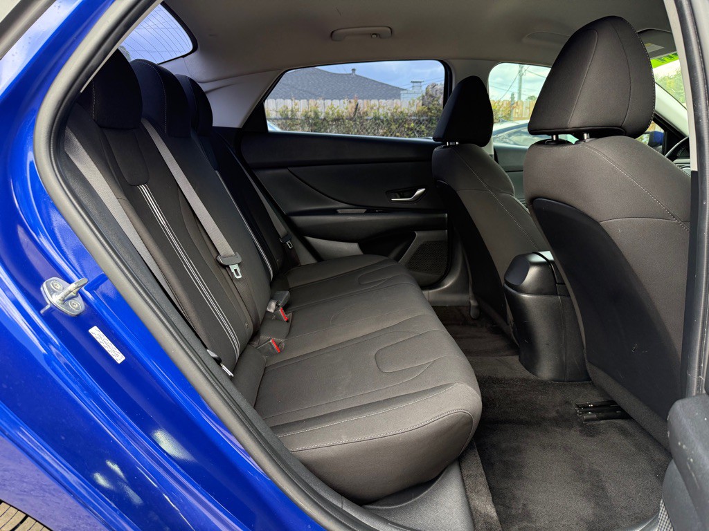 2021 Hyundai Elantra Image 7