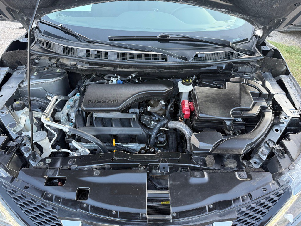 2018 Nissan Rogue Image 13