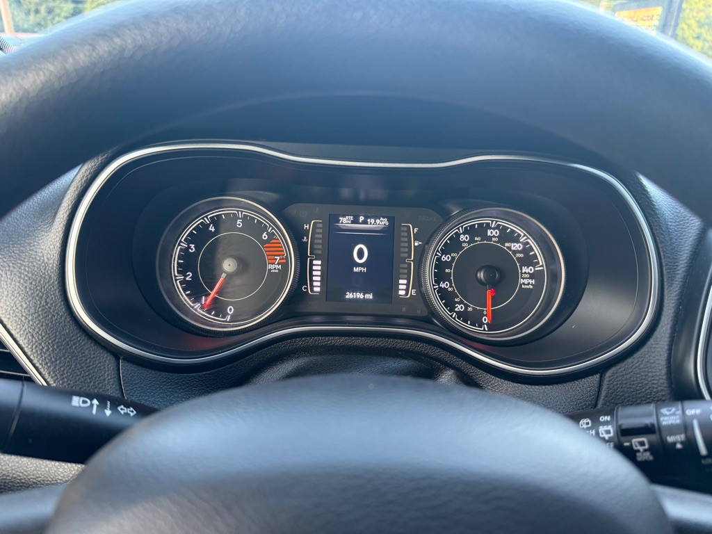 2019 Jeep Cherokee Image 10