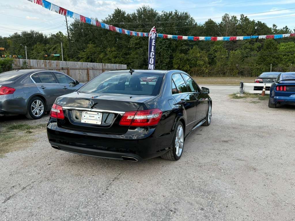 2012 Mercedes-Benz E-Class Image 4