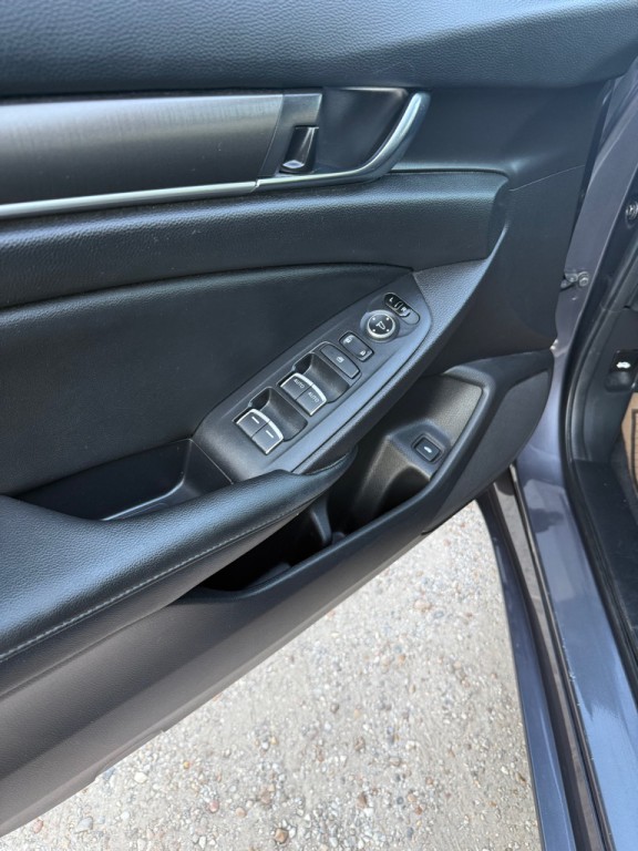 2020 Honda Accord Image 10