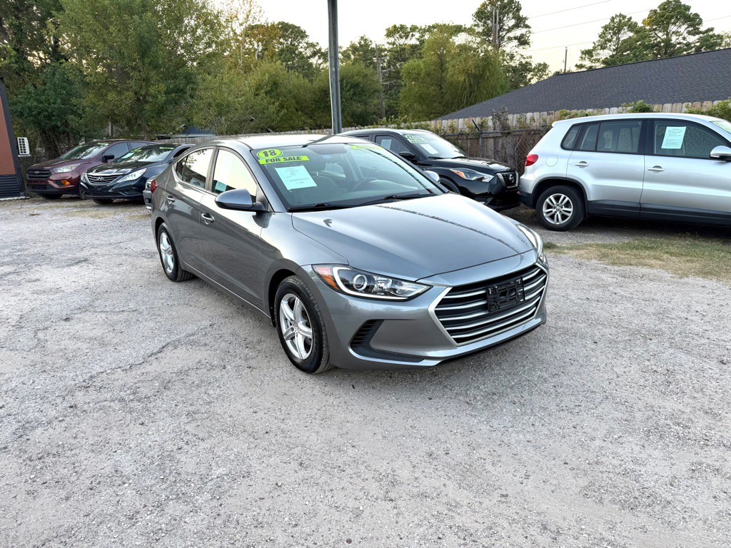 2018 Hyundai Elantra Image 1