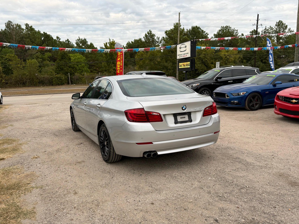 2011 BMW 5 Series Image 4