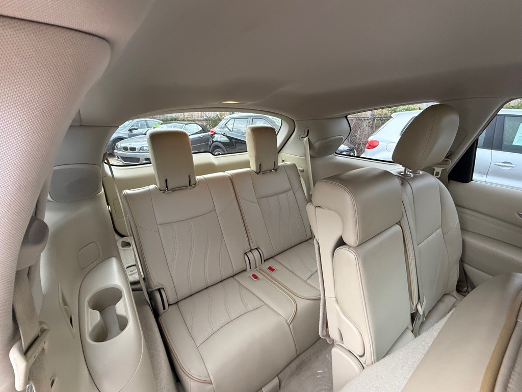 2013 INFINITI JX35 Image 7