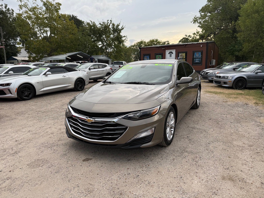 2020 Chevrolet Malibu Image 2