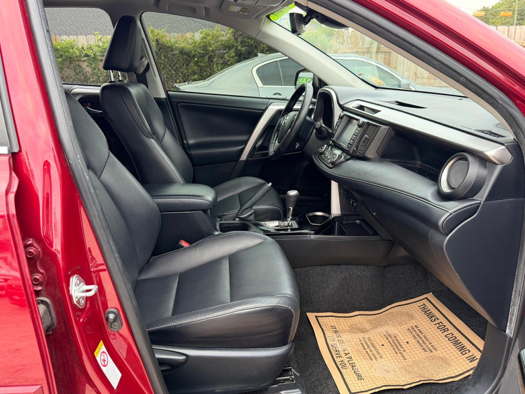 2018 Toyota Rav4 Image 5