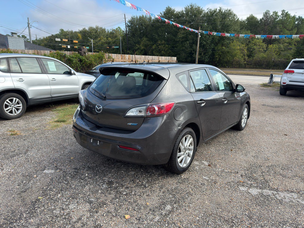 2013 Mazda Mazda3 Image 3