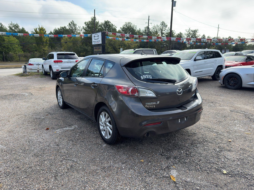 2013 Mazda Mazda3 Image 4