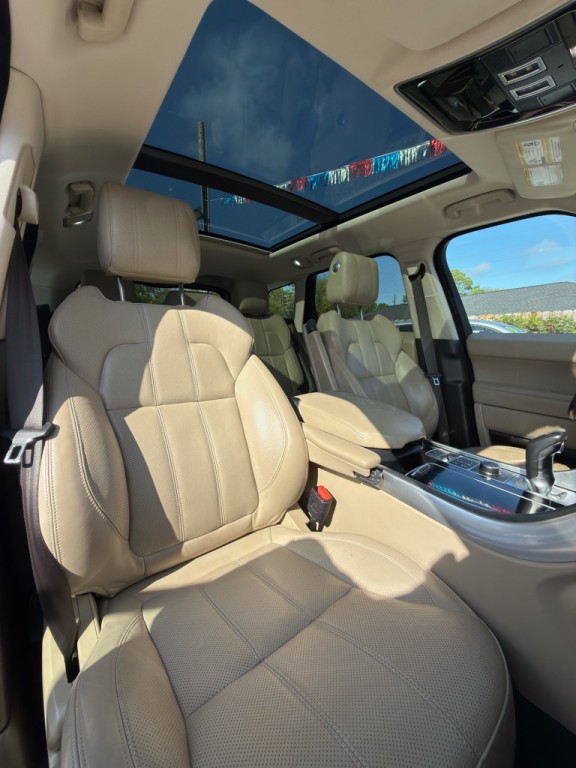 2017 Land Rover Range Rover Sport Image 7
