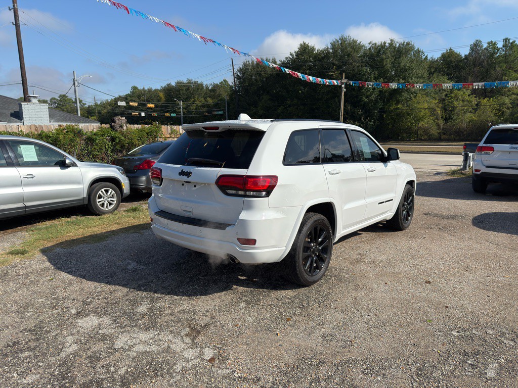 2018 Jeep Grand Cherokee Image 3