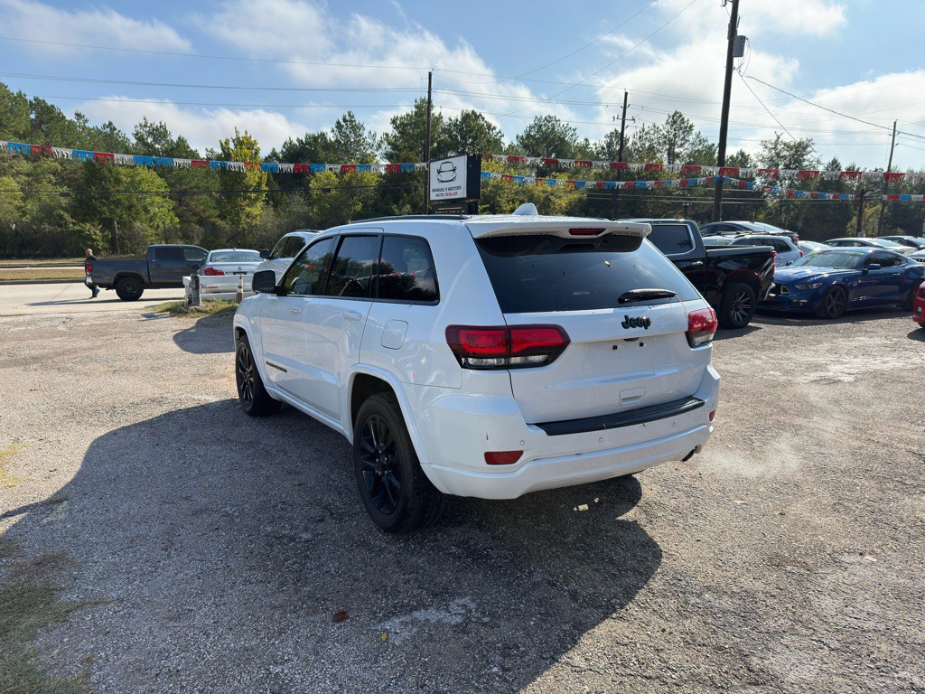 2018 Jeep Grand Cherokee Image 4