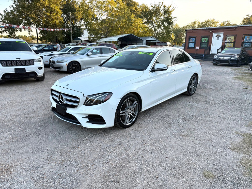 2017 Mercedes-Benz E-Class Image 1