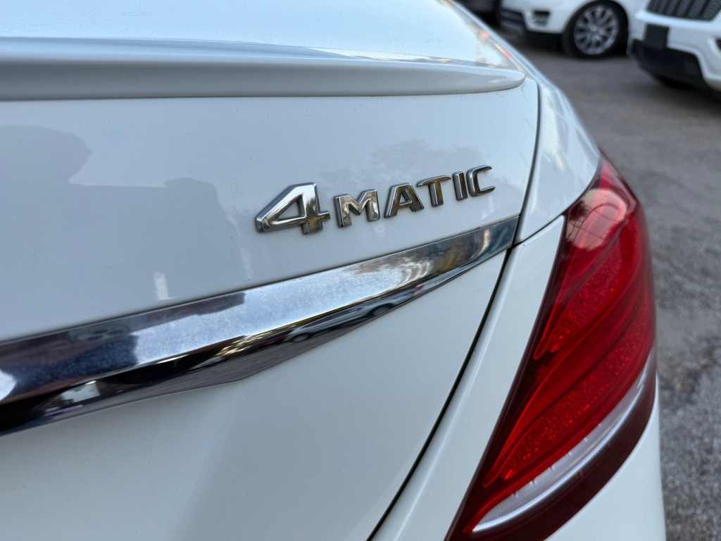 2017 Mercedes-Benz E-Class Image 5