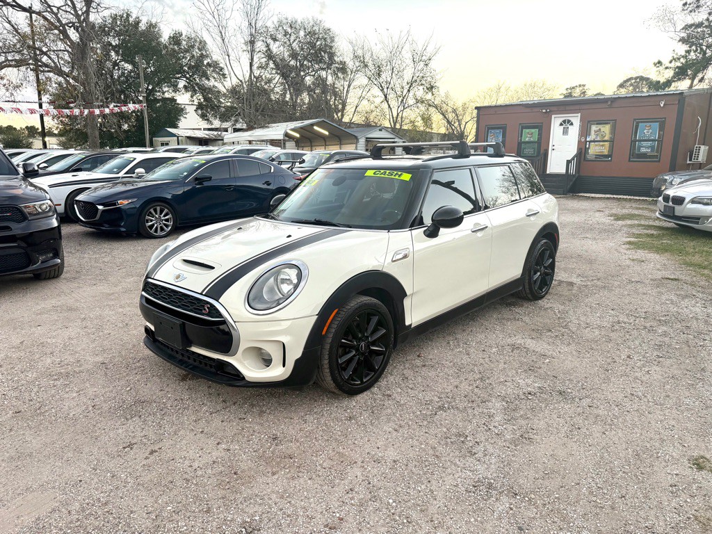 2017 MINI Cooper Image 2
