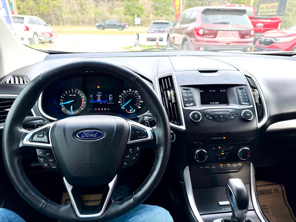 2016 Ford Edge Image 5