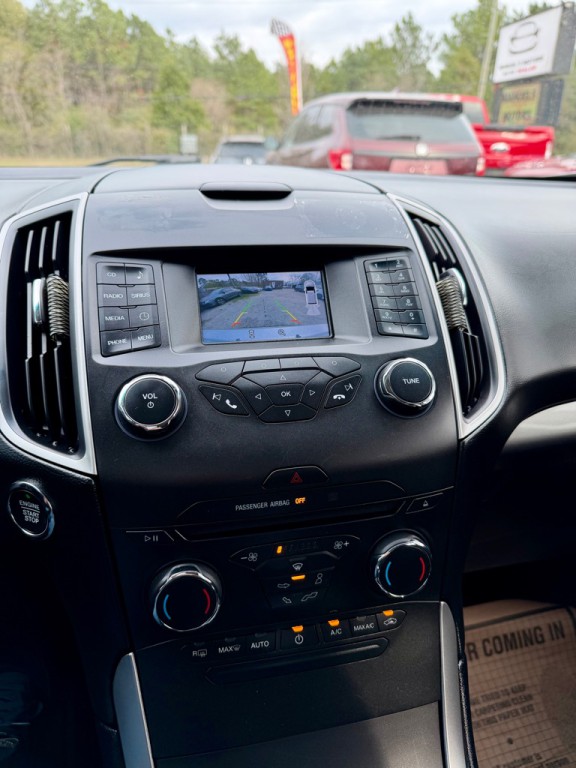 2016 Ford Edge Image 9