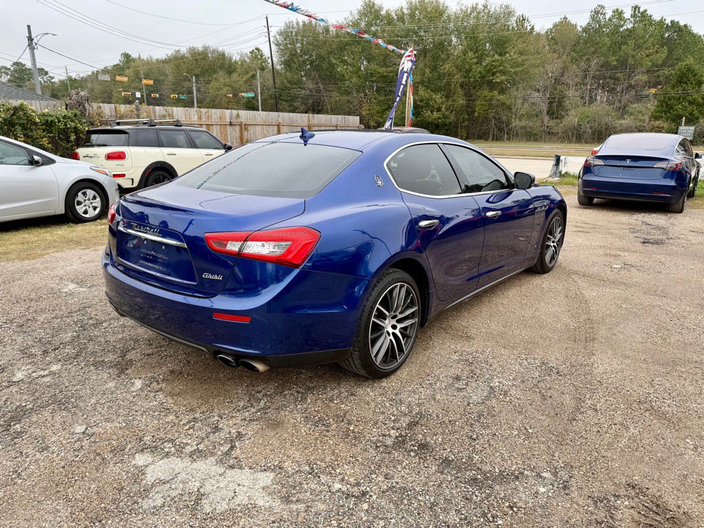 2017 Maserati Ghibli Image 4