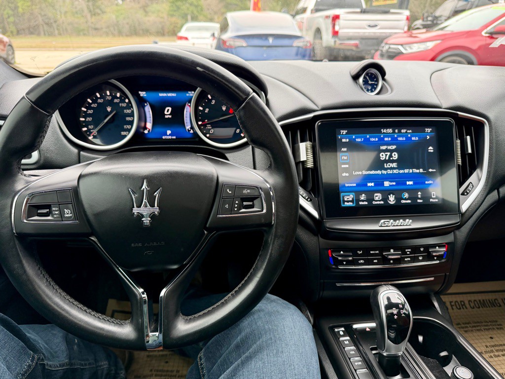 2017 Maserati Ghibli Image 5