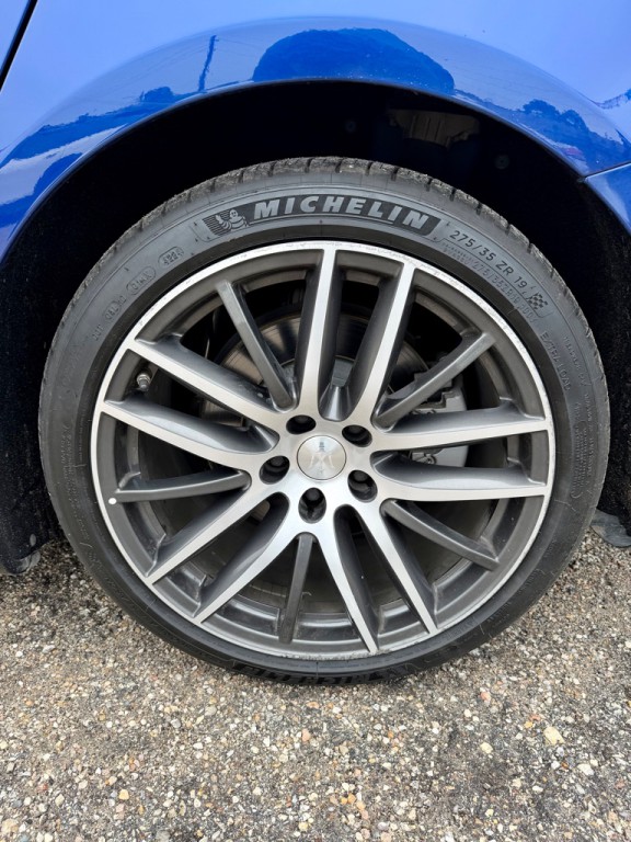 2017 Maserati Ghibli Image 13