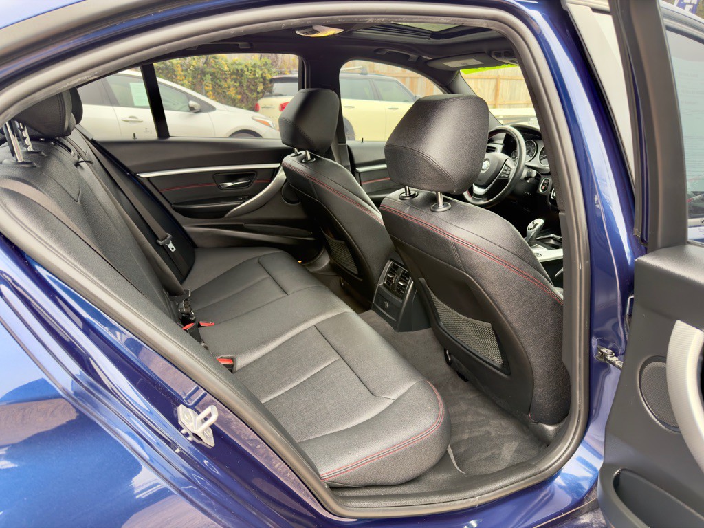 2018 BMW 3 Series Image 8