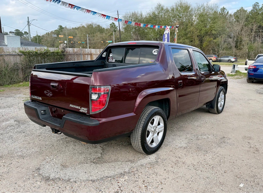 2013 Honda Ridgeline Image 4