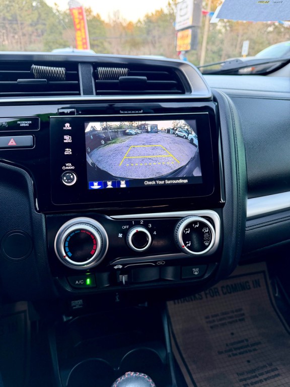 2018 Honda Fit Image 9