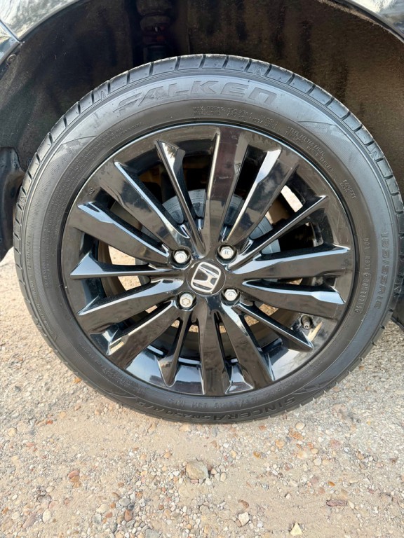 2018 Honda Fit Image 11