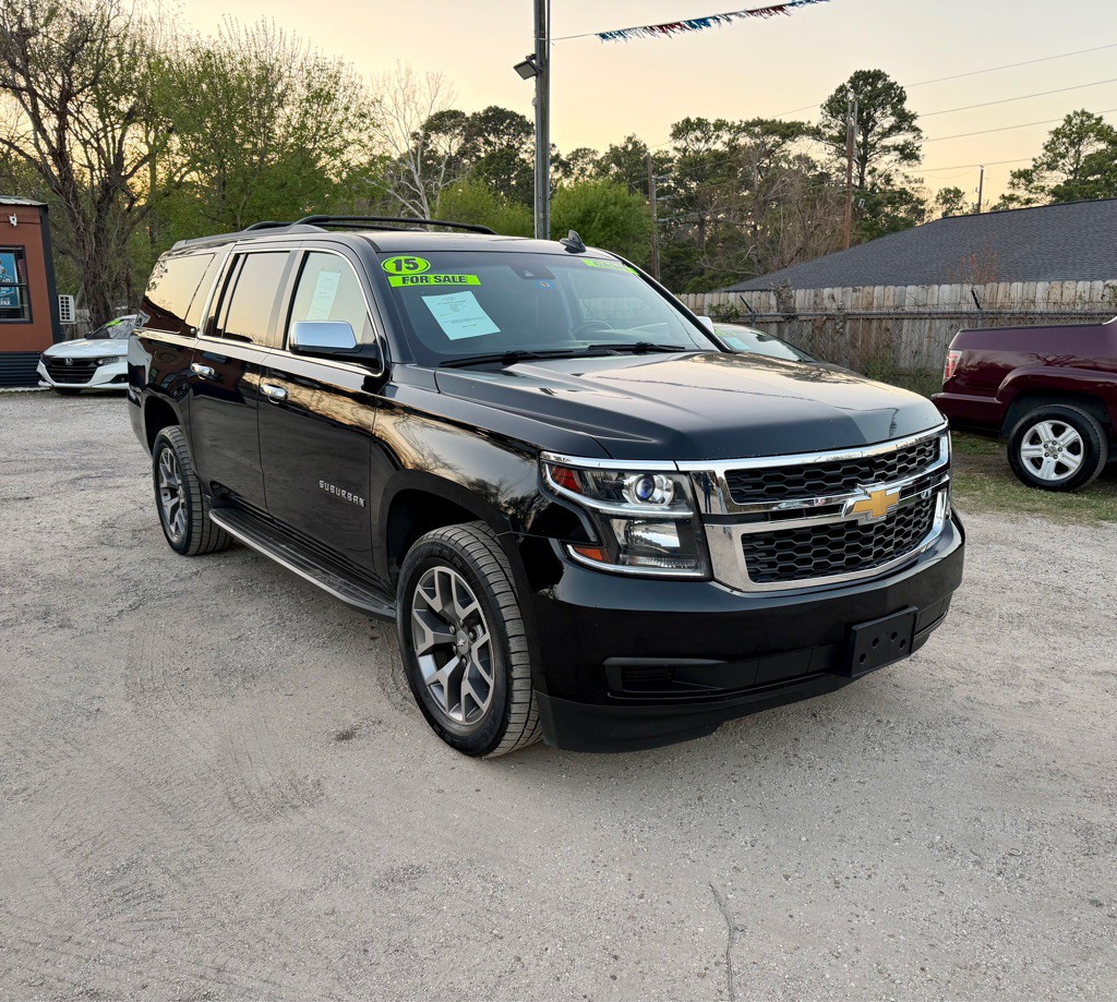 2015 Chevrolet Suburban Image 1