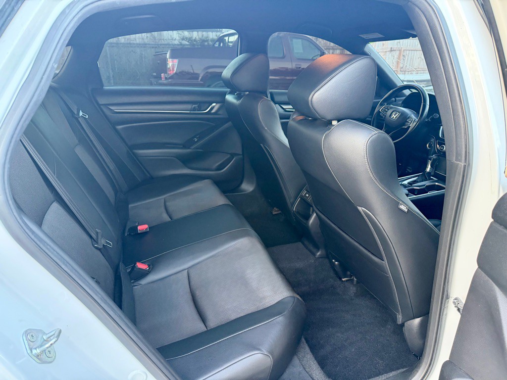 2022 Honda Accord Image 7