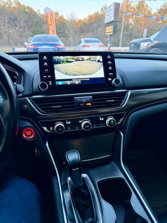 2022 Honda Accord Image 9