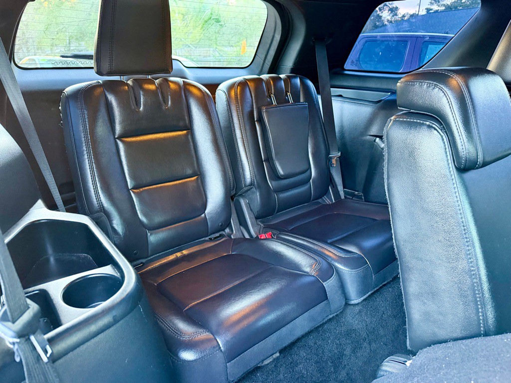 2018 Ford Explorer Image 8