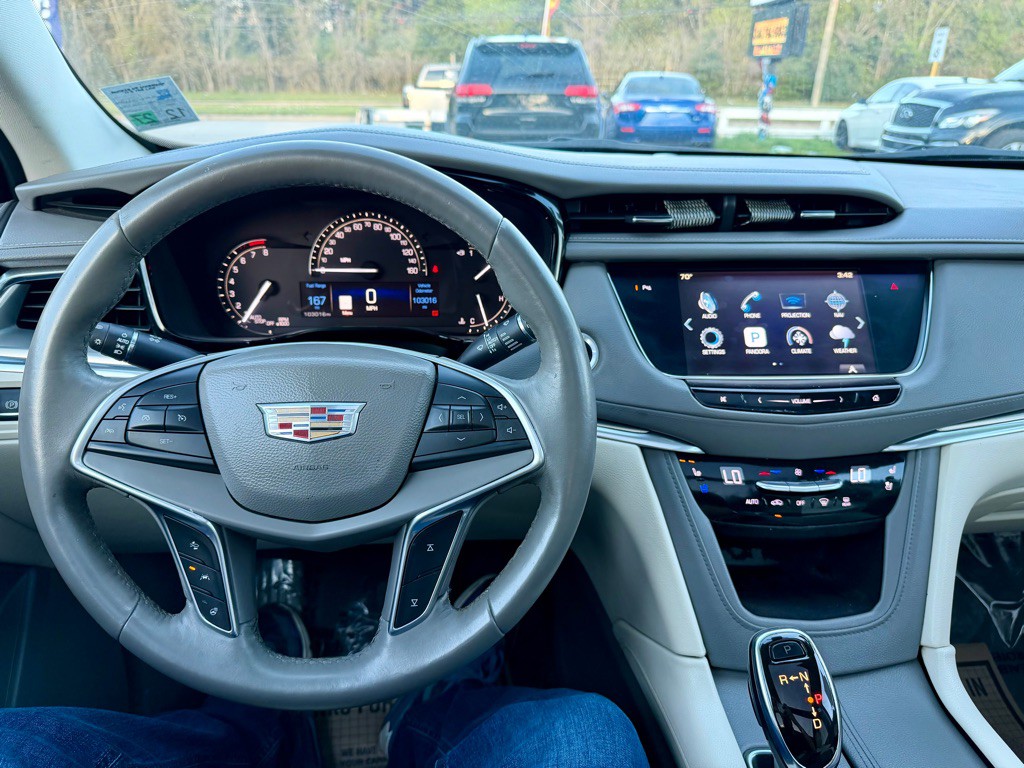 2017 Cadillac XT5 Image 5