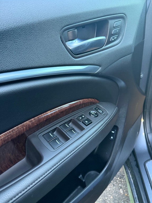 2018 Acura MDX Image 14