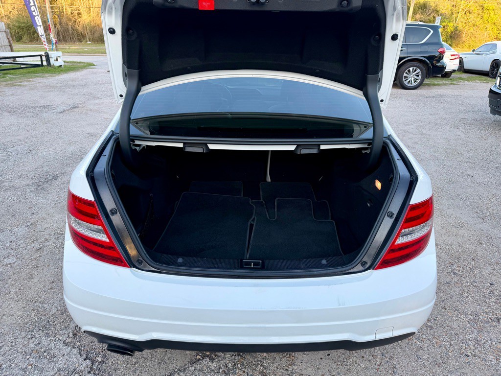 2014 Mercedes-Benz C-Class Image 10