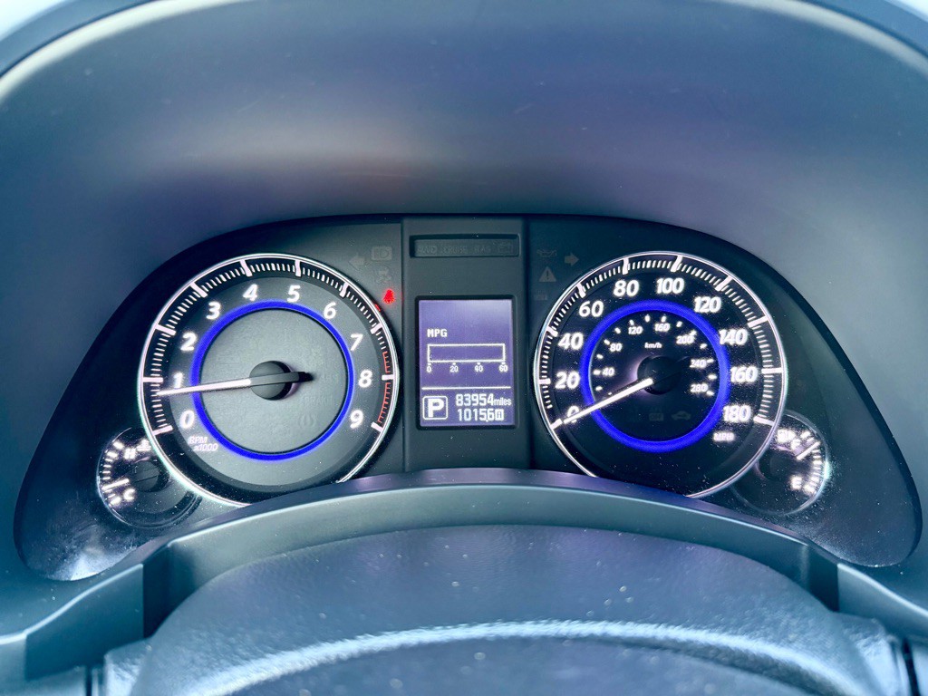 2017 INFINITI QX70 Image 7