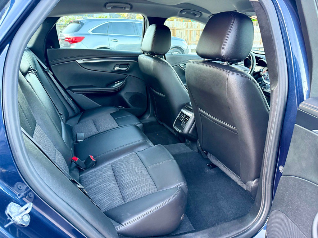 2018 Chevrolet Impala Image 9