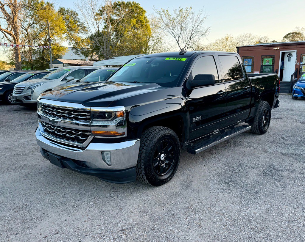 2018 Chevrolet Silverado 1500 Image 2