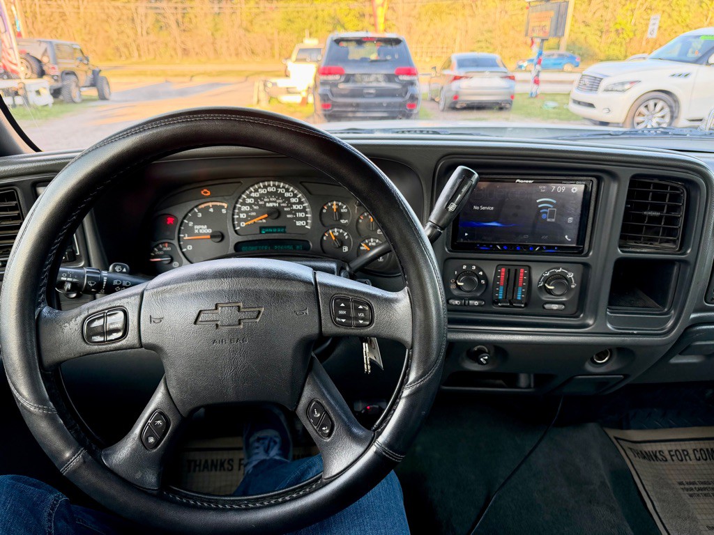 2005 Chevrolet Silverado 1500 Image 8