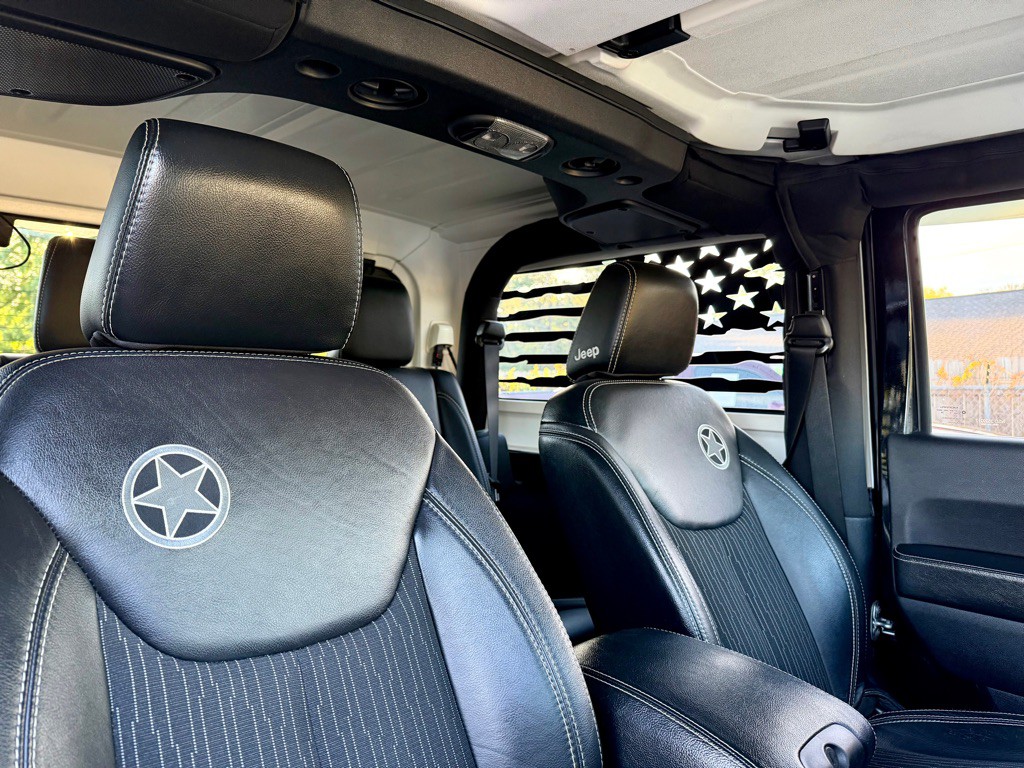 2015 Jeep Wrangler Image 7